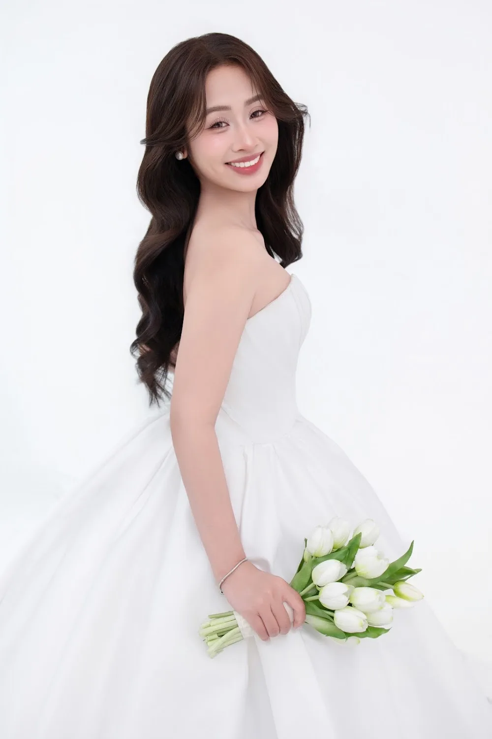 Cô dâu Nguyễn Thị Ngọc